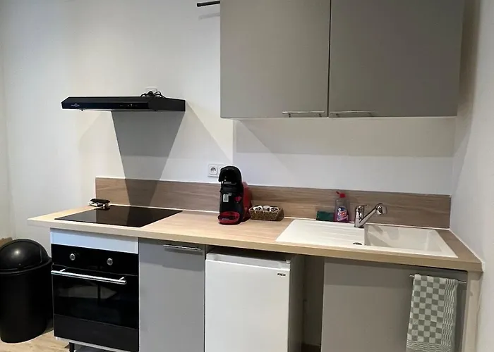 Appartement 2 Pièces Avec Jardin Montluçon